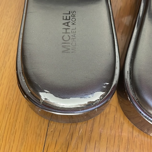 Michael Kors sandals! - Picture 3 of 5
